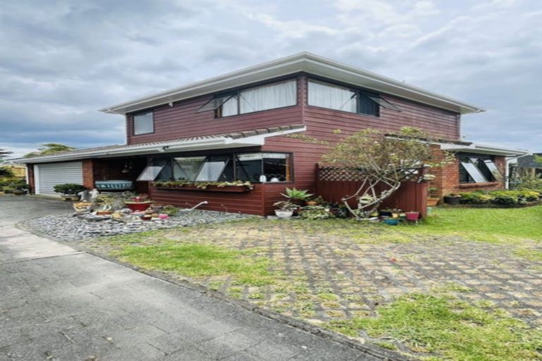 Photo of property in 89 Royal View Road, Te Atatu South, Auckland, 0610