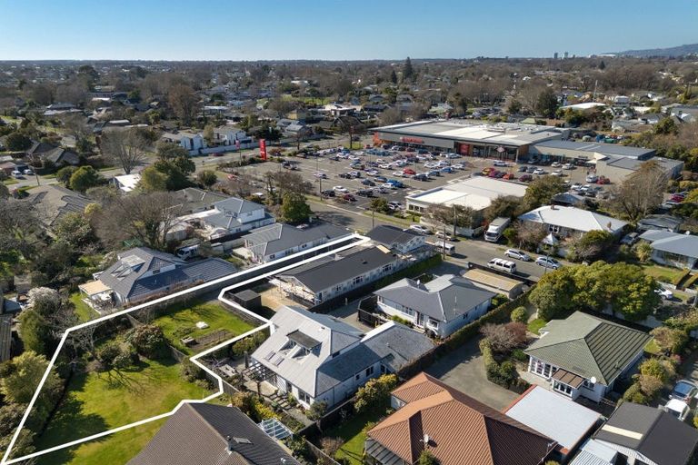 Photo of property in 13 Otara Street, Ilam, Christchurch, 8053