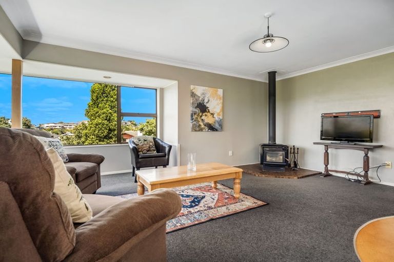 Photo of property in 12 Stirling Place, Dinsdale, Hamilton, 3204