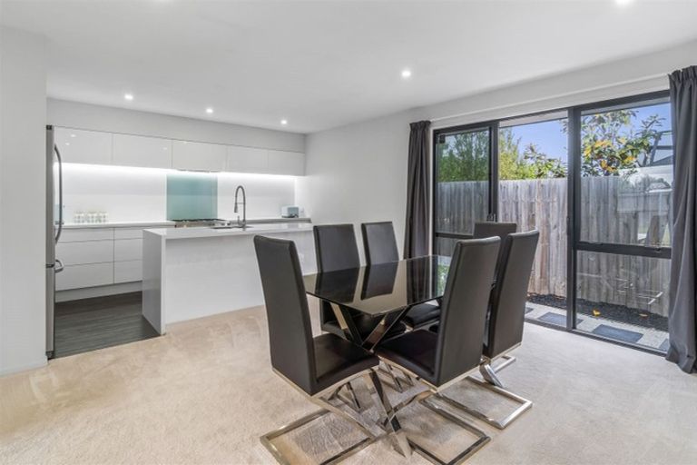 Photo of property in 6 Marble Court, Rolleston, 7614