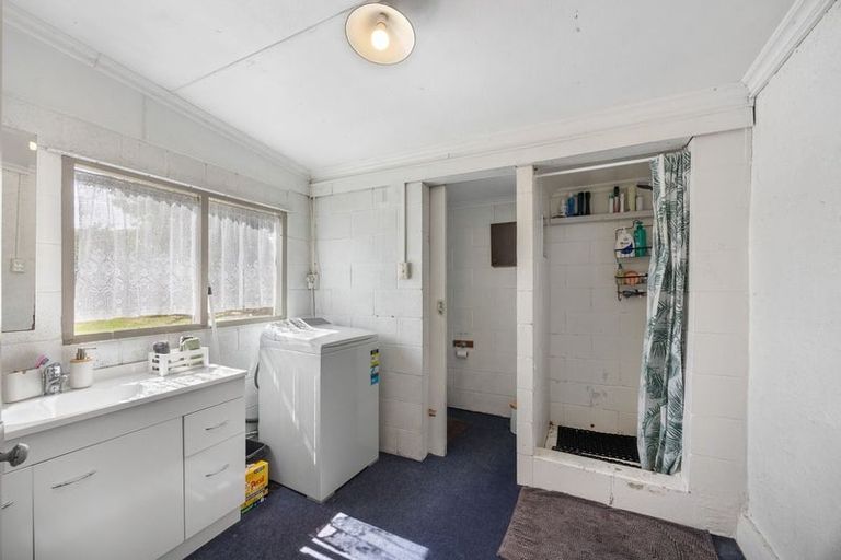 Photo of property in 1 Reid Avenue, Luggate, Cromwell, 9383