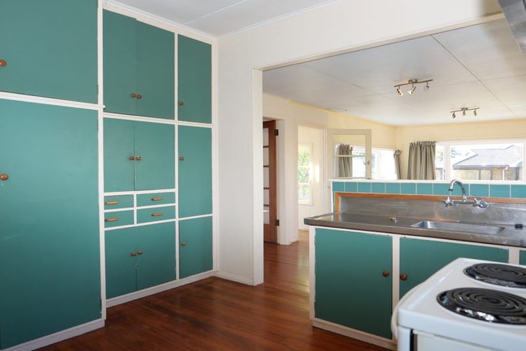 Photo of property in 4 Mckay Street, Paraparaumu Beach, Paraparaumu, 5032