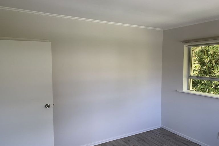 Photo of property in 3/44 Sunnyside Road, Sunnyvale, Auckland, 0612