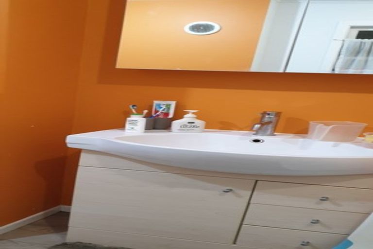 Photo of property in 1/304 Ohiro Road, Brooklyn, Wellington, 6021