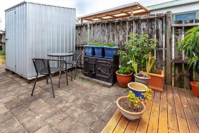 Photo of property in 107 Moa Street, Whangamata, 3620