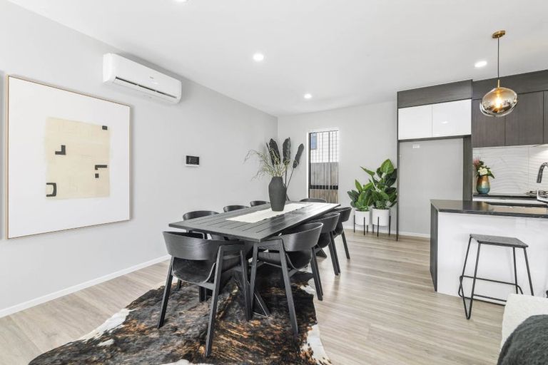 Photo of property in 27 Surf View Crescent, Red Beach, 0932