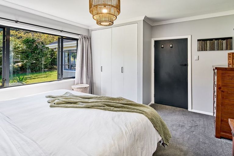 Photo of property in 280 Main Road, Tawa, Wellington, 5028