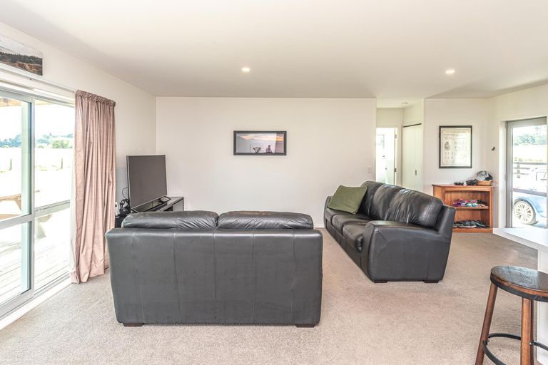 Photo of property in 1597 Turakina Valley Road, Marton, Whanganui, 4581