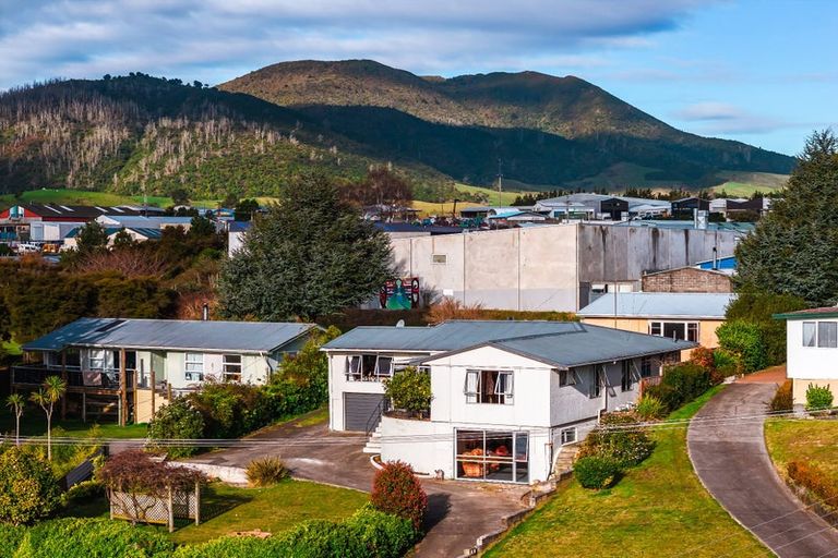 Photo of property in 104 Elizabeth Street, Tauhara, Taupo, 3330