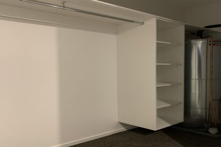 Photo of property in 4/58 Kemp Road, Massey, Auckland, 0614