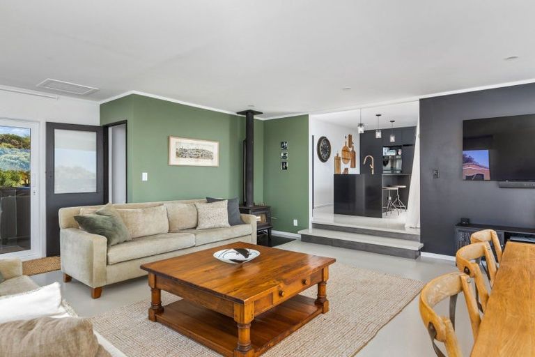 Photo of property in 16 Tamarisk Drive, Riversdale Beach, Masterton, 5872