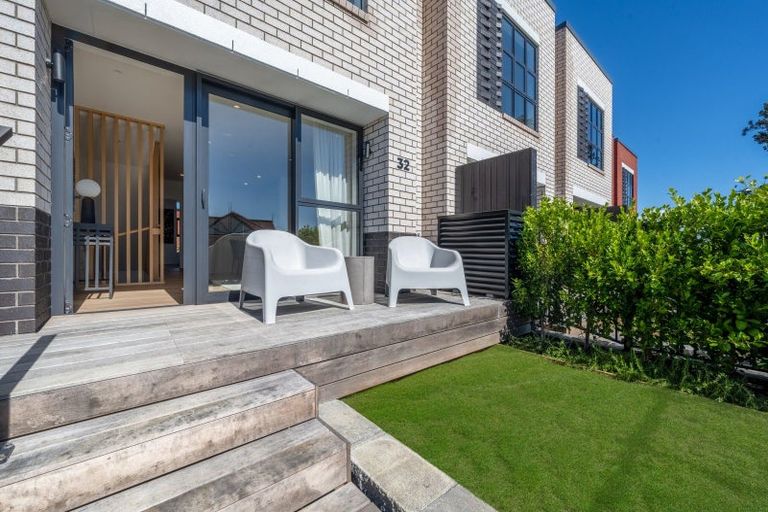 Photo of property in 32 Moore Street, Howick, Auckland, 2014