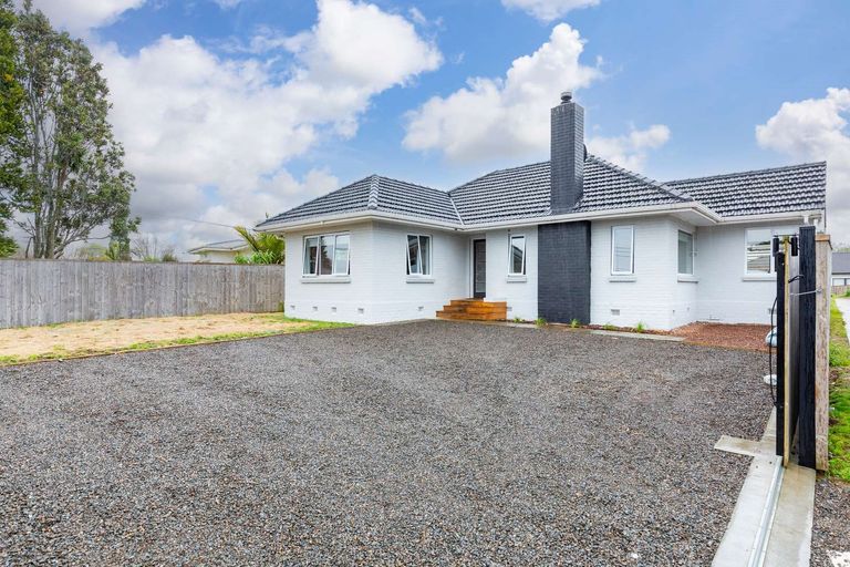 Photo of property in 9 Youngs Road, Papakura, 2110