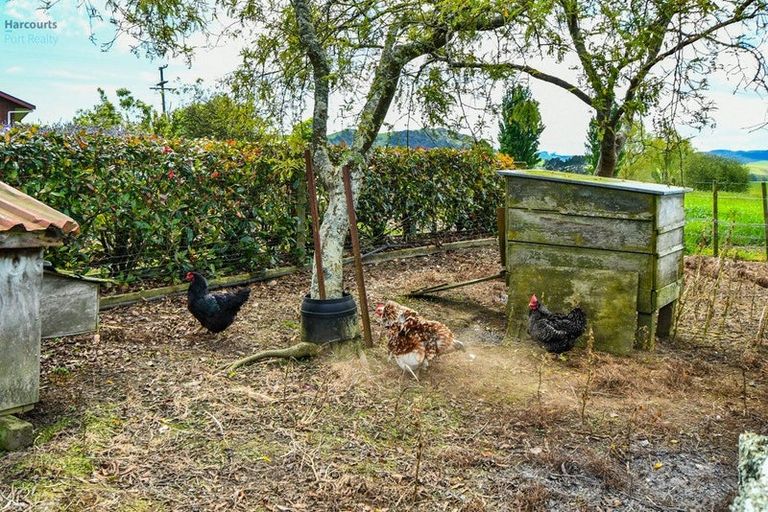 Photo of property in 2086 State Highway 2, Maramarua, Pokeno, 2471