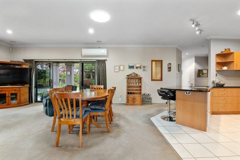 Photo of property in 9 Hayward Rise, Owhata, Rotorua, 3010