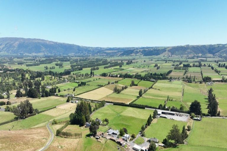 Photo of property in 245 Main Road South, East Taieri, Mosgiel, 9092