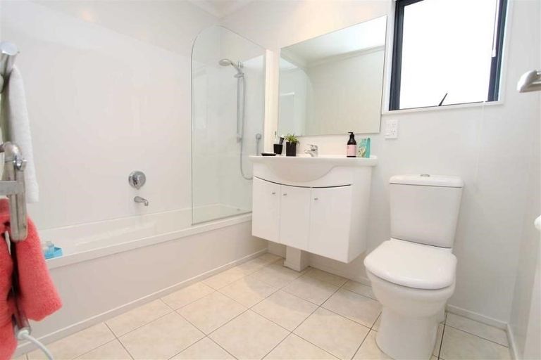 Photo of property in 64 Waverton Terrace, Churton Park, Wellington, 6037