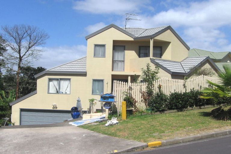 Photo of property in 2/40 Noeleen Street, Glenfield, Auckland, 0629
