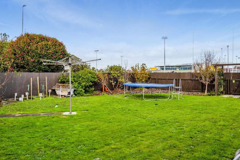 Photo of property in 23 Pacey Avenue, Hawera, 4610