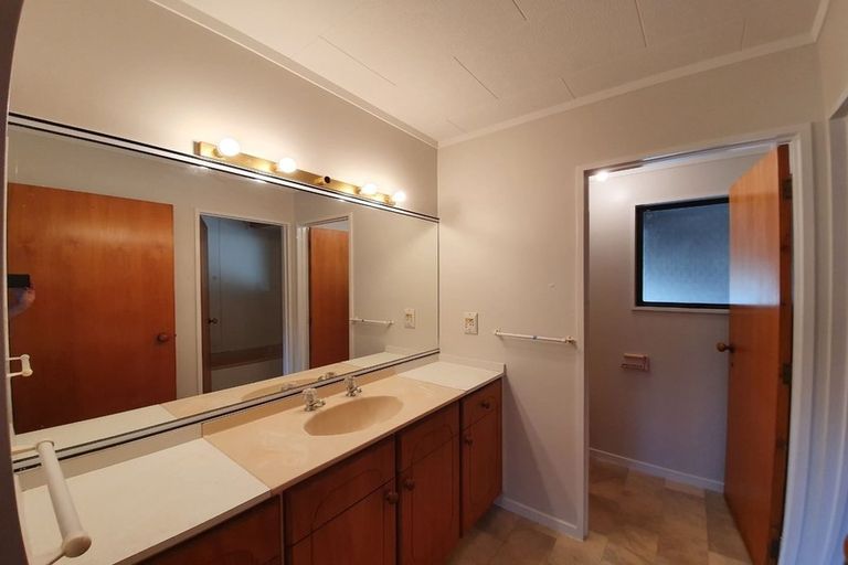 Photo of property in 270c Patumahoe Road, Pukekohe, 2678