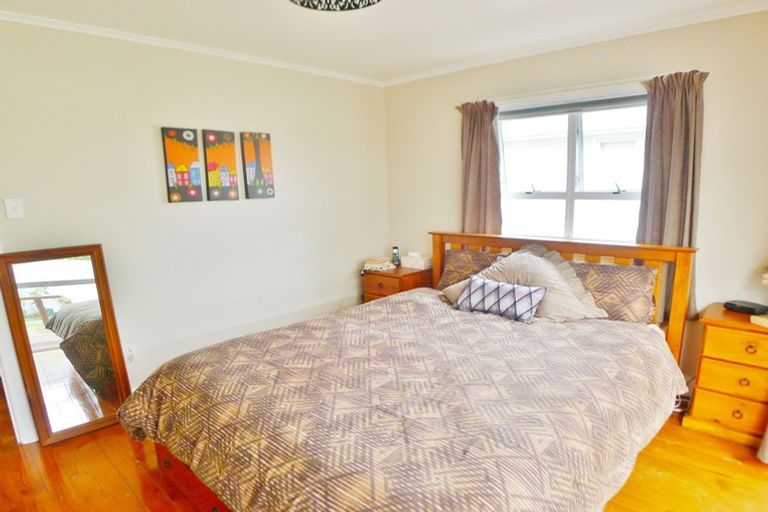 Photo of property in 1/43 Rimu Street, New Lynn, Auckland, 0600