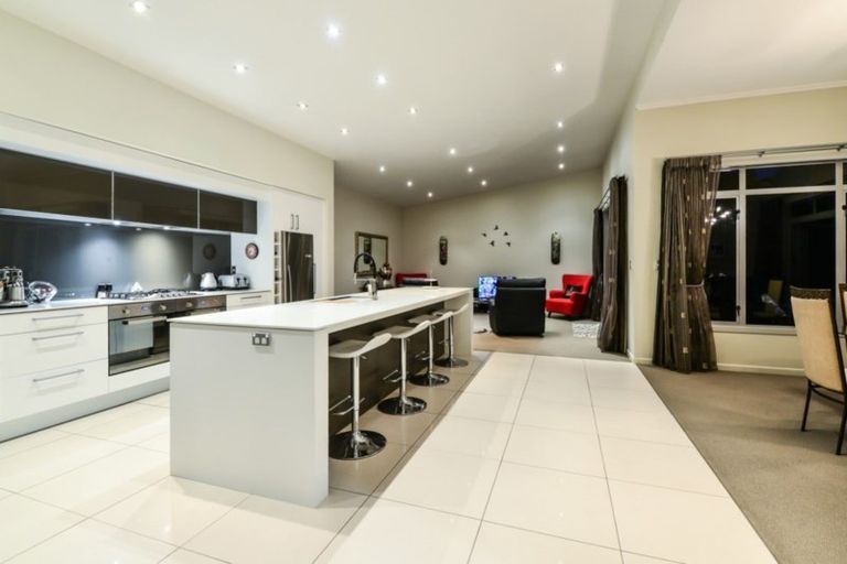 Photo of property in 64 Palliser Drive, Huntington, Hamilton, 3210