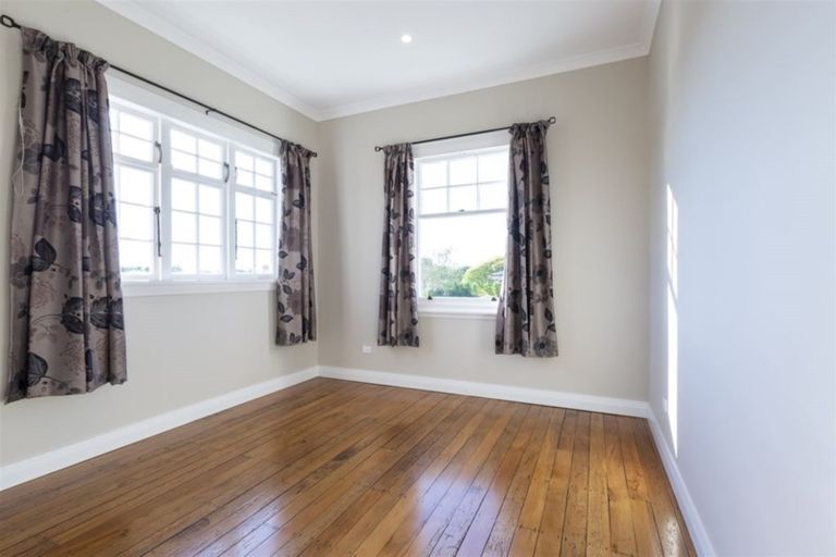 Photo of property in 26 Mellsop Avenue, Waiuku, 2123