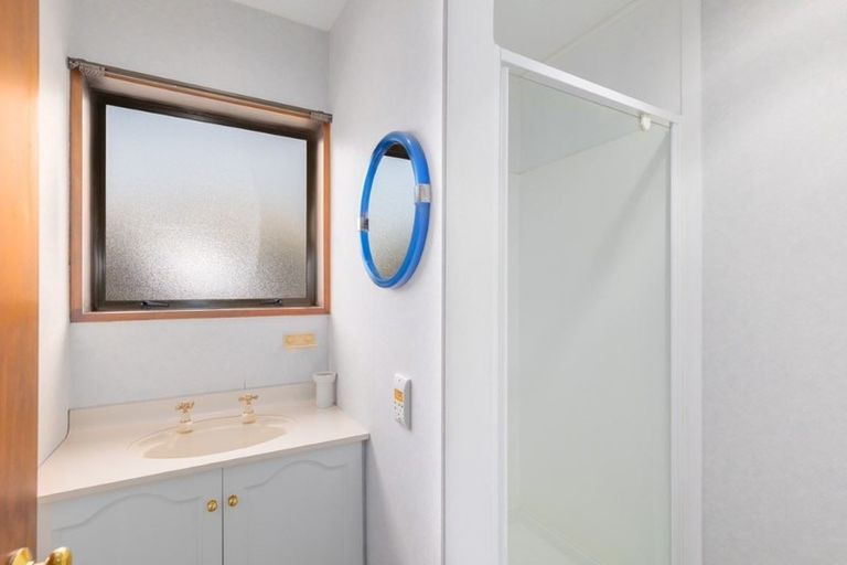 Photo of property in 9 Felstead Place, Avonhead, Christchurch, 8042