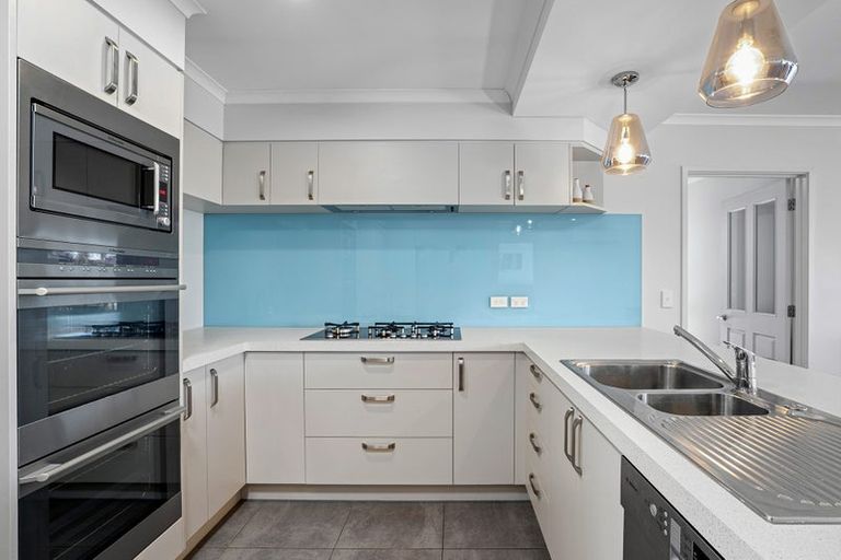 Photo of property in 28 Matthews Crescent, Cromwell, 9310