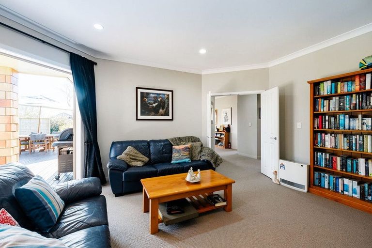 Photo of property in 1/10 Maranatha Way, Cambridge, 3434