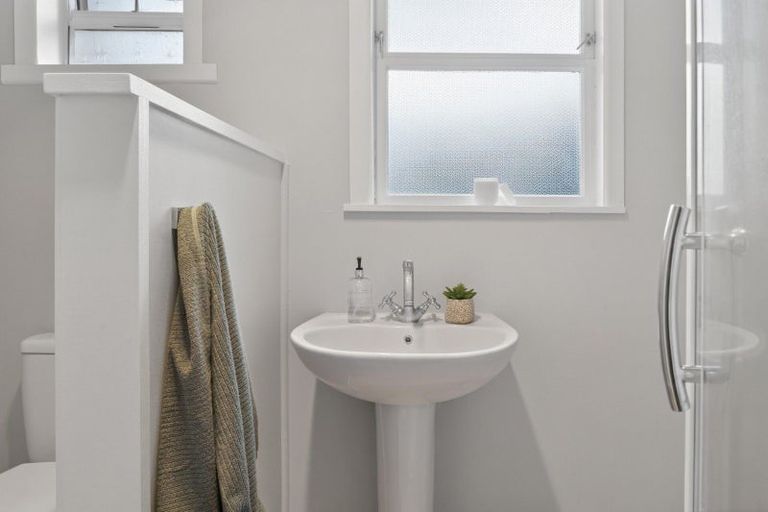 Photo of property in 25 Glenn Terrace, Otumoetai, Tauranga, 3110