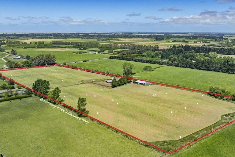 Photo of property in 498 Leeston Road, Springston, 7674