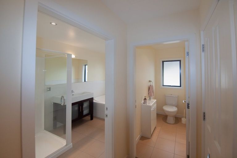 Photo of property in 134 Cortina Avenue, Johnsonville, Wellington, 6037