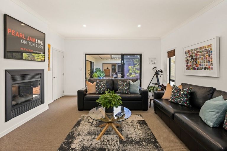 Photo of property in 133 Kent Terrace, Taradale, Napier, 4112