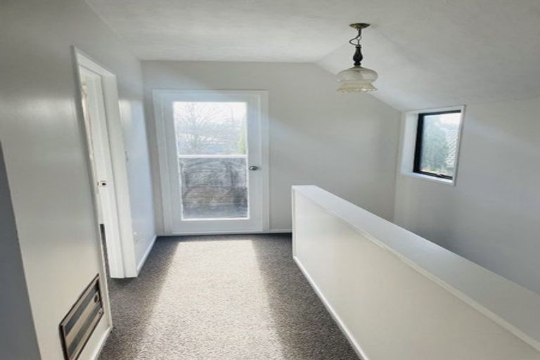 Photo of property in 2/35 Solway Avenue, Ilam, Christchurch, 8041