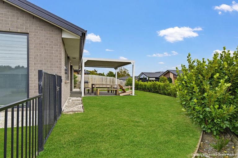 Photo of property in 6 Arabella Crescent, Yaldhurst, Christchurch, 8042