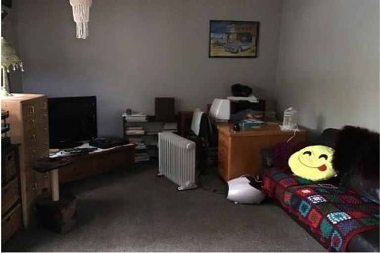 Photo of property in 18 Shetland Street, Glen Eden, Auckland, 0602