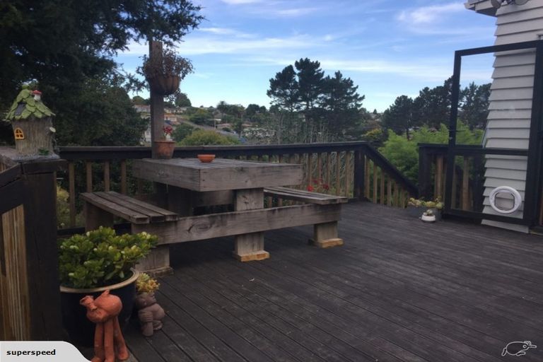 Photo of property in 47 Ogle Crescent, Te Kamo, Whangarei, 0112