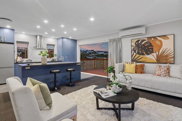 Photo of property in 7b Glenvar Road, Torbay, Auckland, 0630