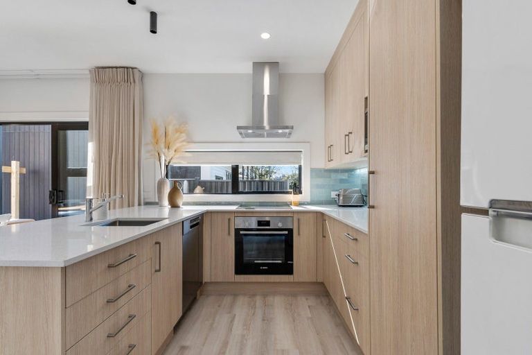 Photo of property in 2/141 Waikato Street, Taupo, 3330