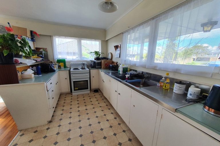 Photo of property in 163 Golf Road, Titirangi, Auckland, 0604