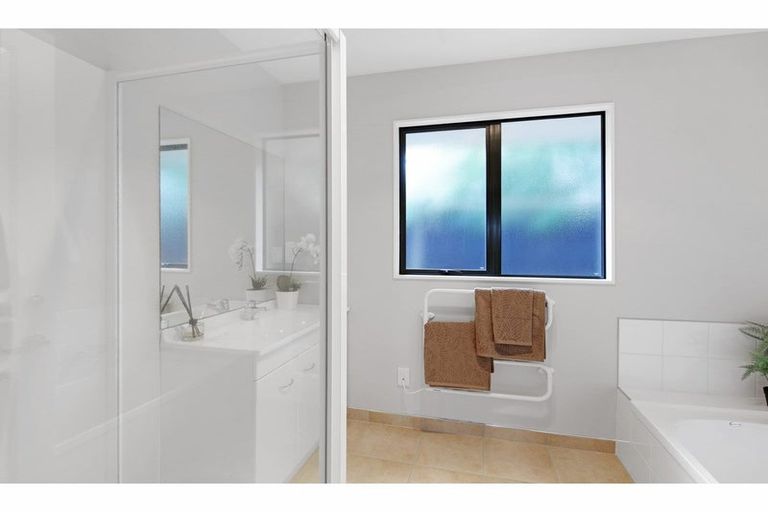 Photo of property in 7 Mounter Avenue, Northwood, Christchurch, 8051