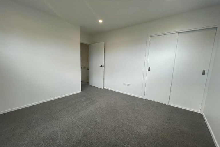 Photo of property in 9 Tawa Road, Te Atatu Peninsula, Auckland, 0610