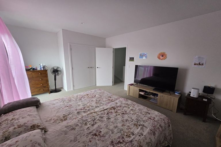 Photo of property in 21 Pipi Place, Levin, 5510
