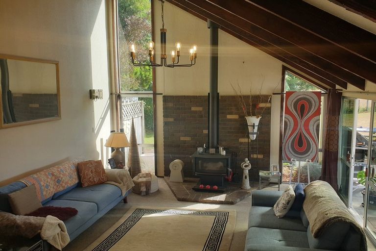 Photo of property in 72 Mountain Road, Western Heights, Rotorua, 3015