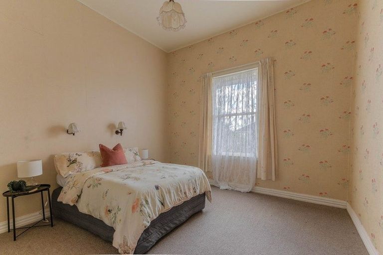 Photo of property in 16 Toia Street, Marton, 4710