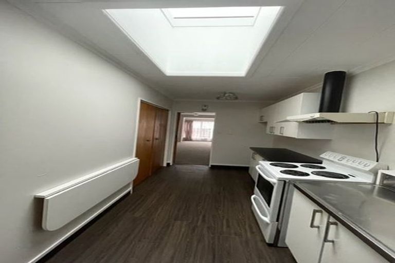 Photo of property in 30f2- Whitley Avenue, Ebdentown, Upper Hutt, 5018