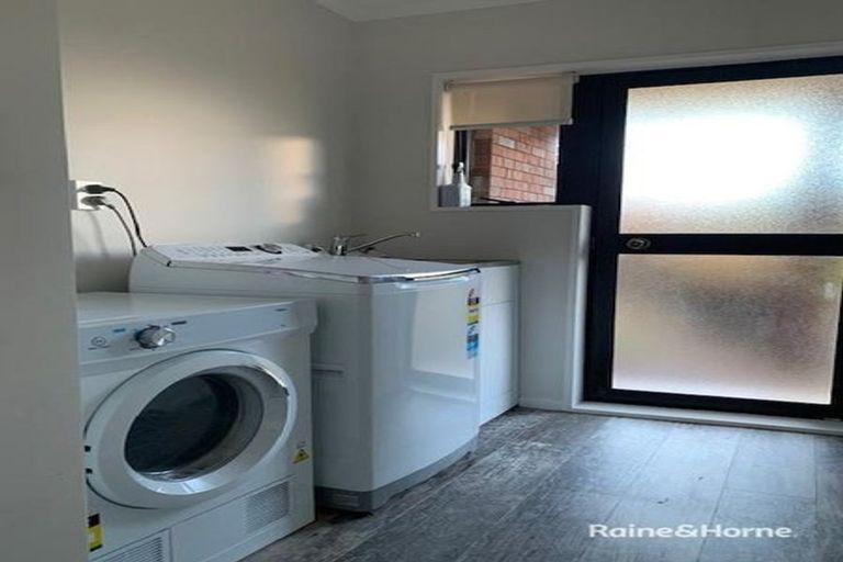 Photo of property in 18 Claridge Place, Mount Maunganui, 3116