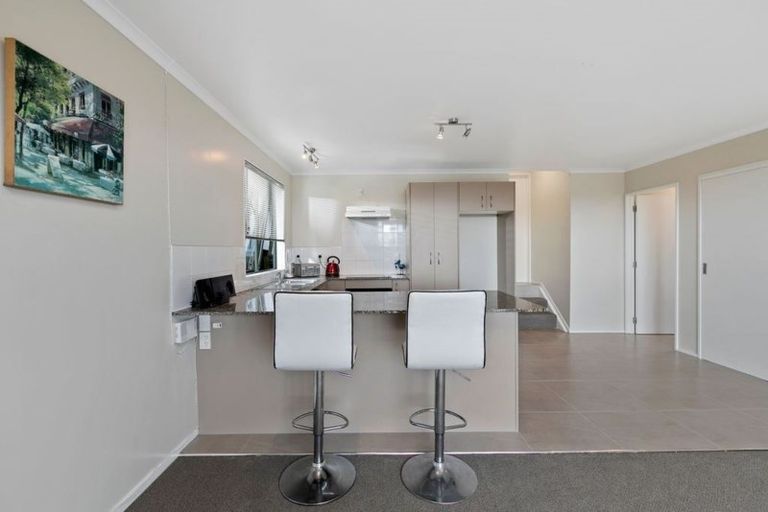 Photo of property in 40d James Laurie Street, Henderson, Auckland, 0612
