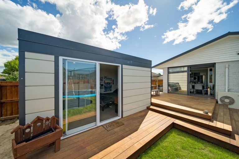 Photo of property in 150 Pacific Road, North New Brighton, Christchurch, 8083